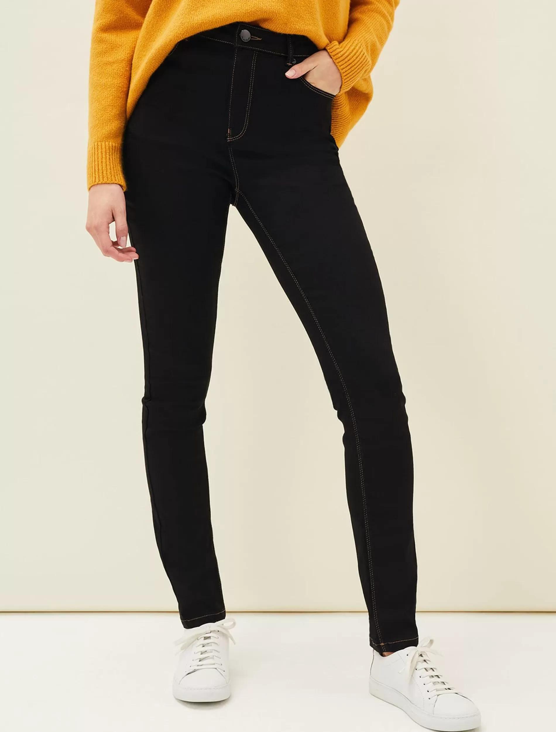 Phase Eight Abigial Sculpting Skinny Short Jean Black Cheap