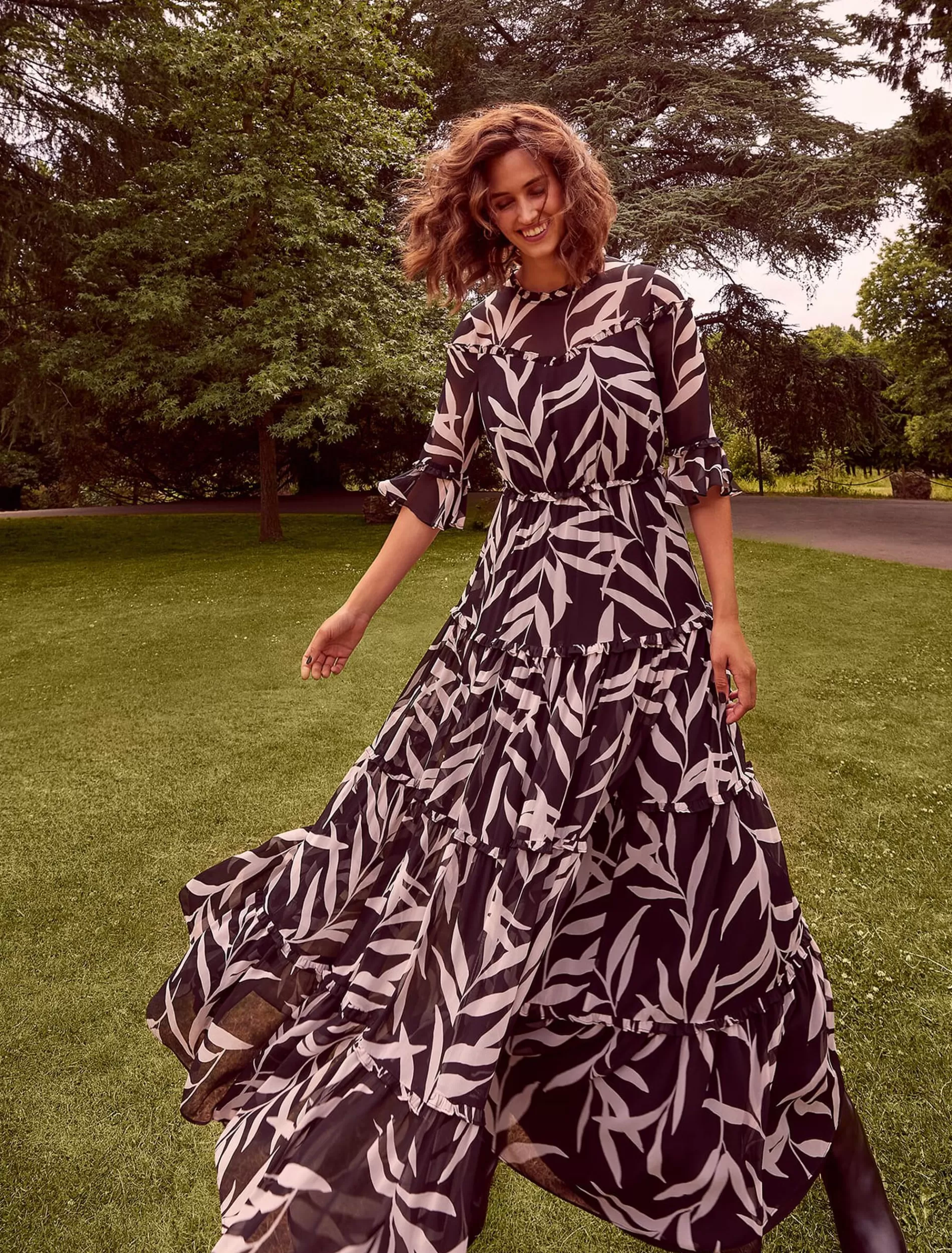 Phase Eight Amber Leaf Tiered Dress Black/Blush Outlet
