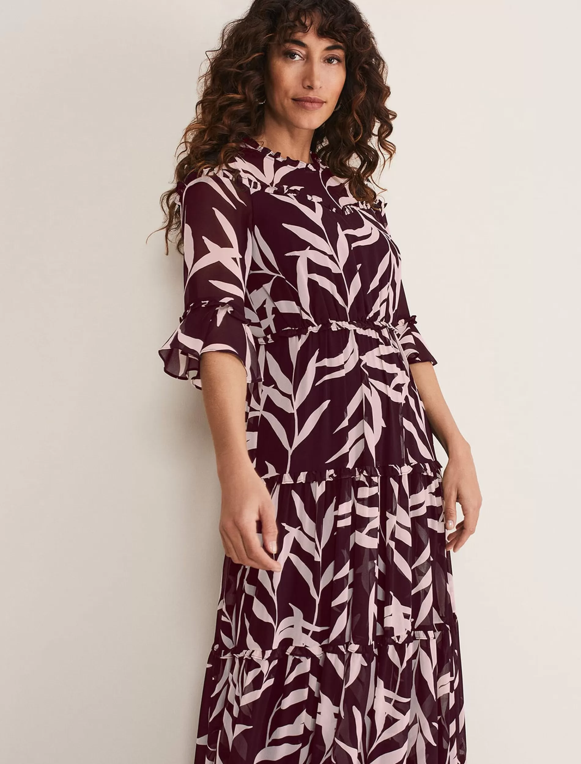 Phase Eight Amber Leaf Tiered Dress Black/Blush Outlet