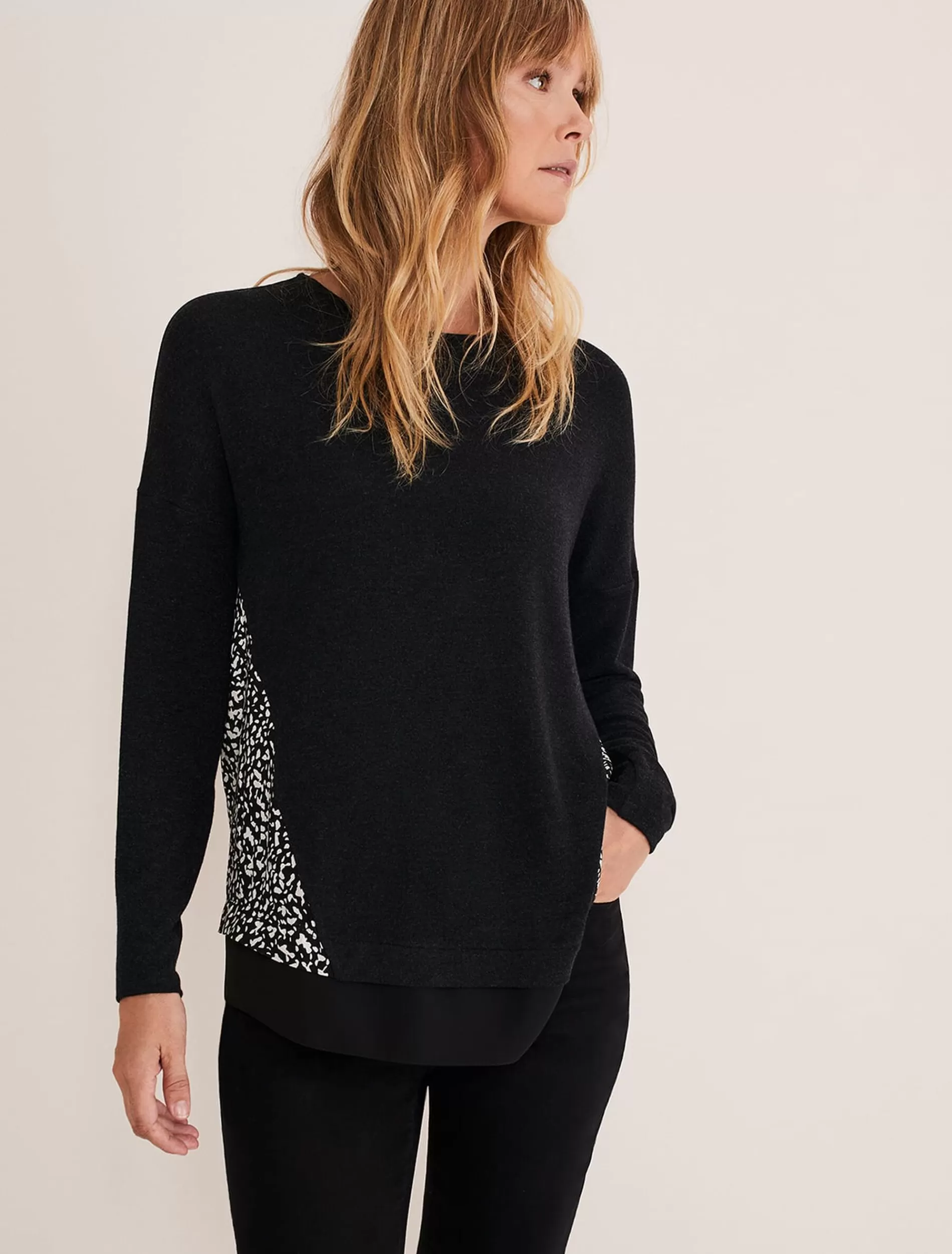 Phase Eight Bregitta Front Seam Top Black/Ivory Store