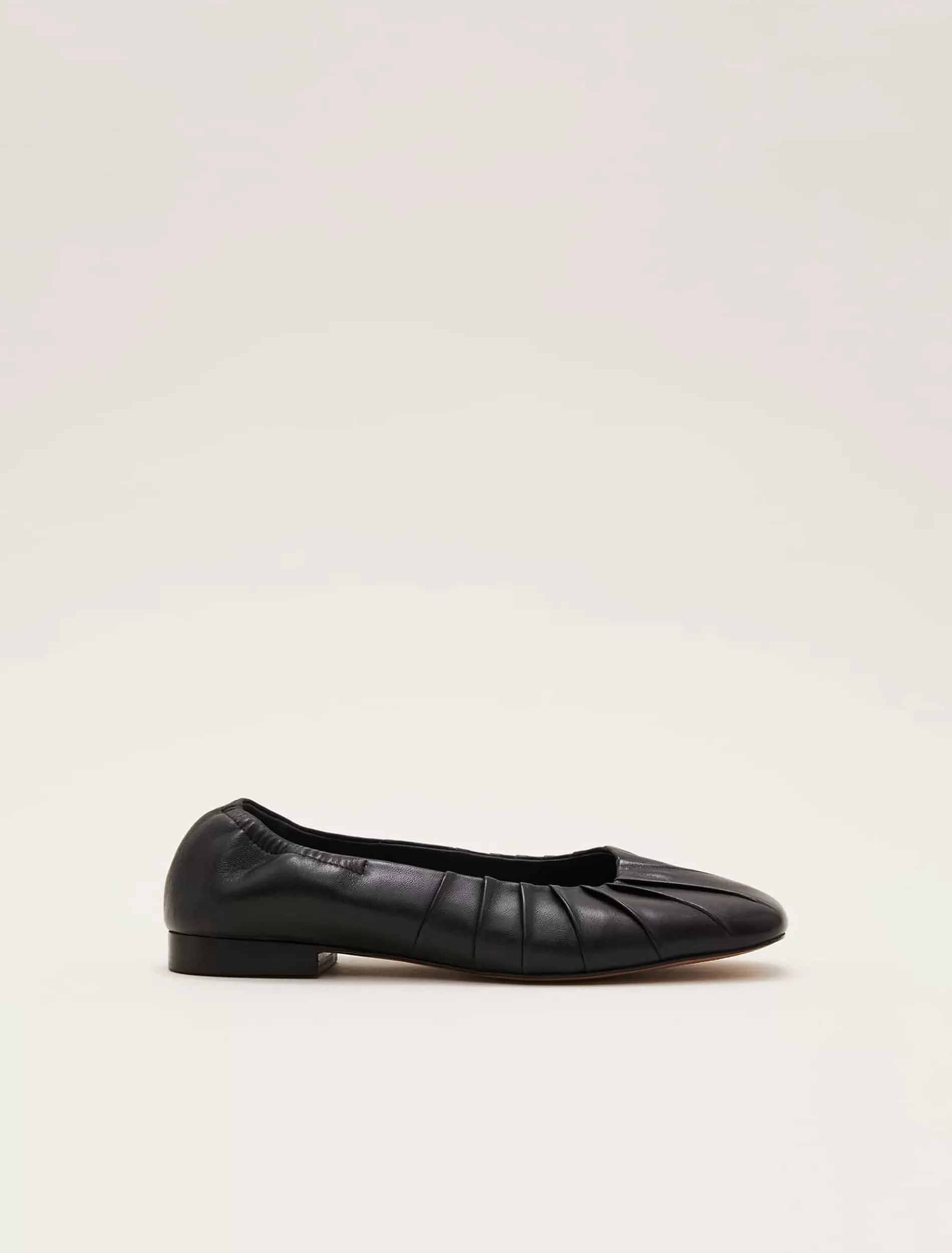 Phase Eight Elasticated Pump Black Store