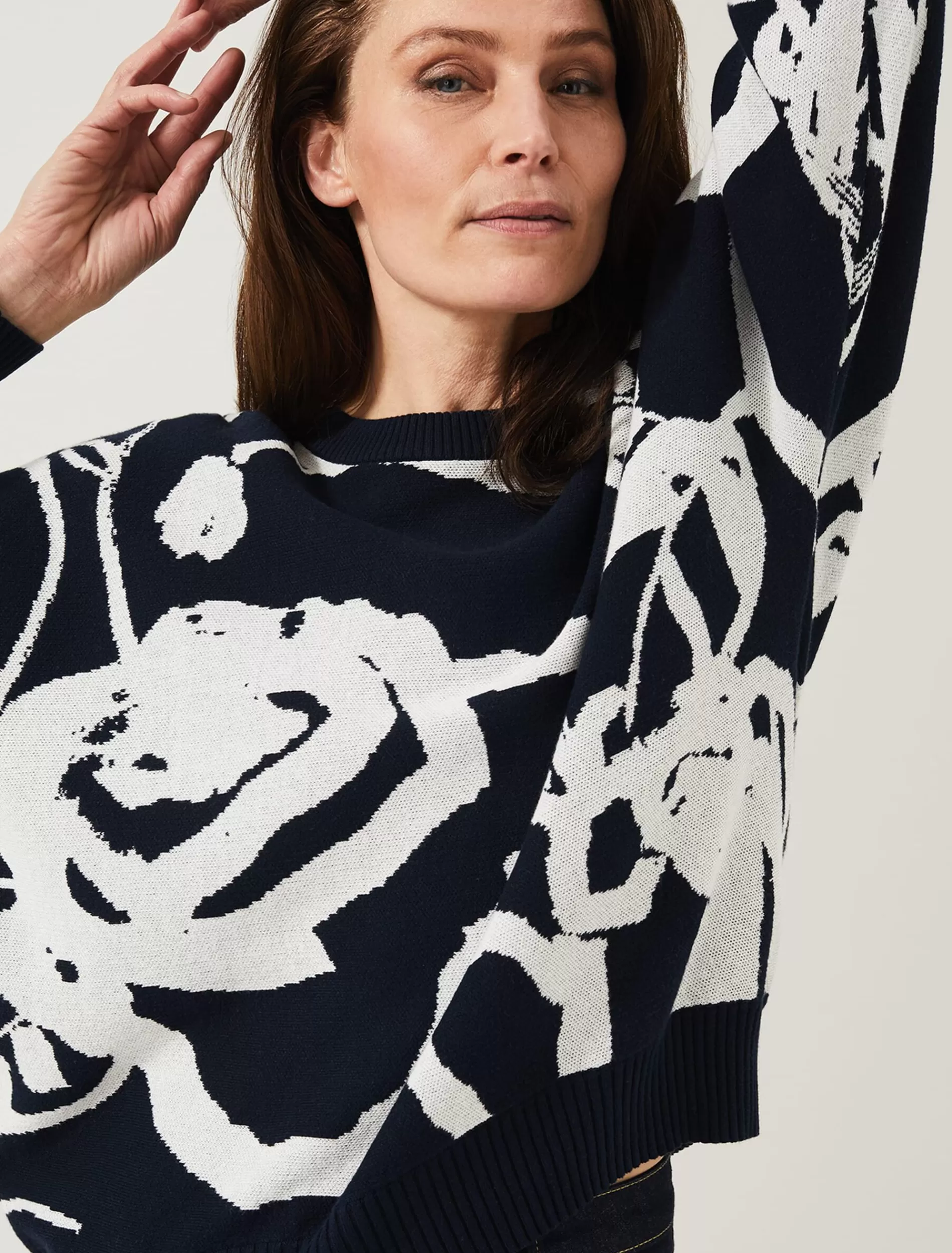 Phase Eight Judie Jacquard Rose Jumper Navy Online