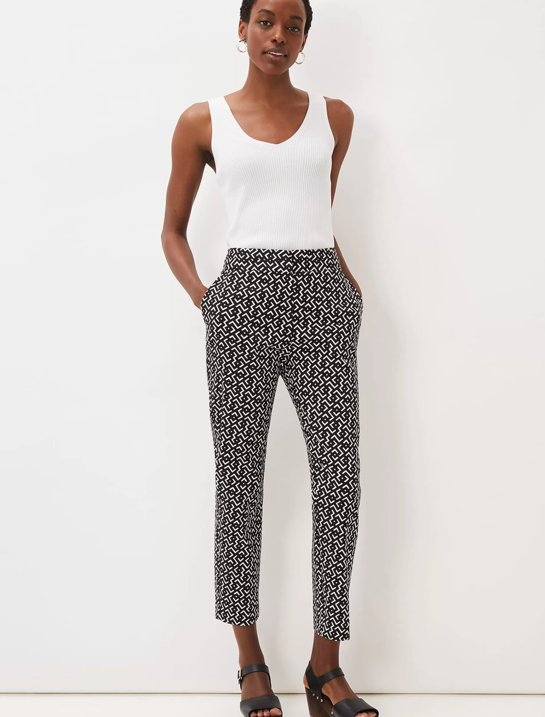 Phase Eight Mackenzie Geo Tapered Trouser Black/White Shop