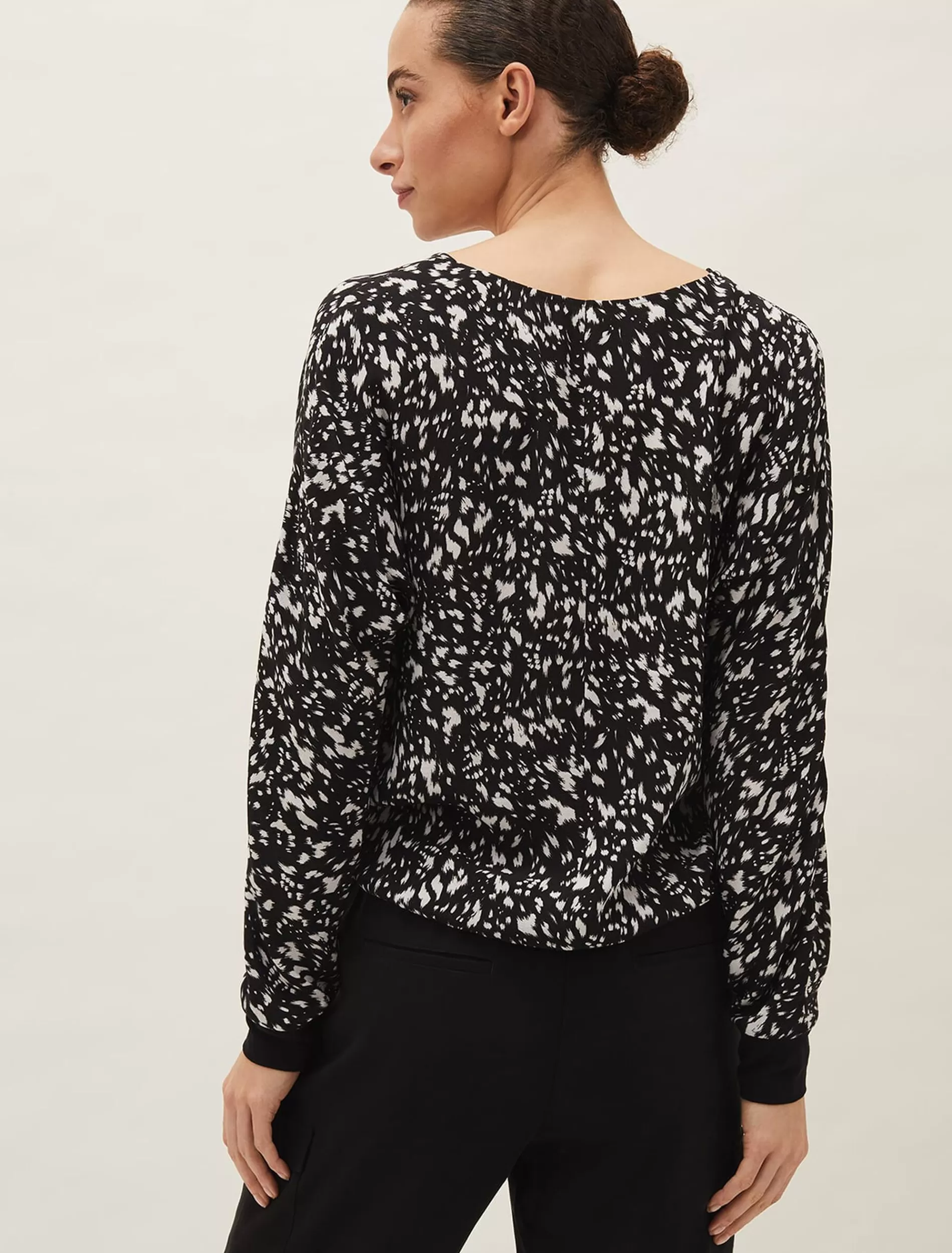 Phase Eight Oakleigh Twist Front Blouse Black/Ivory New