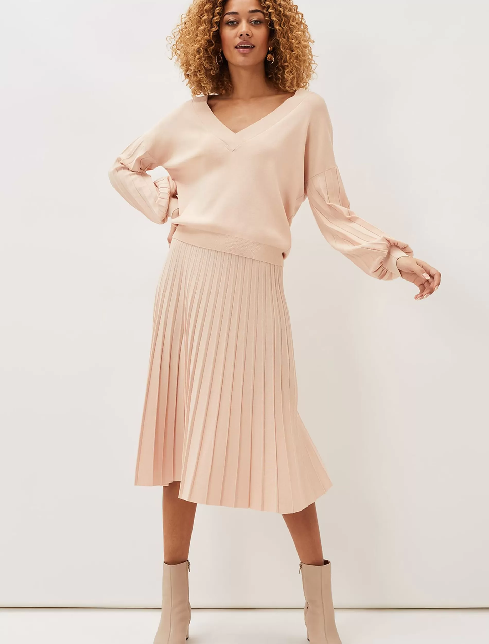 Phase Eight Teodora Pleat Knit Co-Ord Skirt Soft Pink Outlet